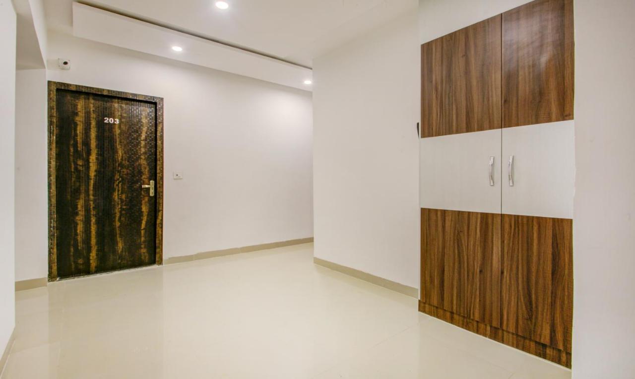 Treebo Kings Inn Vashi Navi Mumbai Bagian luar foto