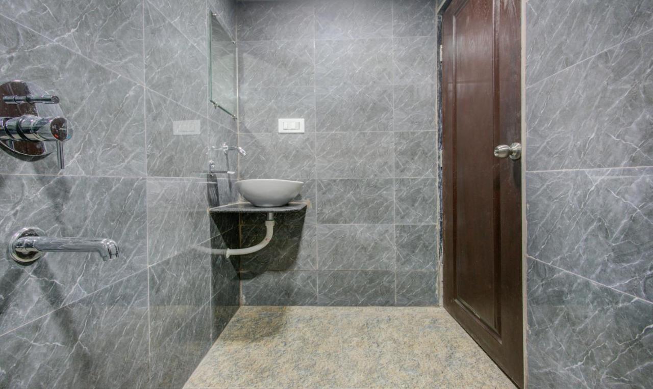 Treebo Kings Inn Vashi Navi Mumbai Bagian luar foto